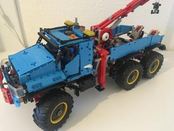 Lego technic set 42070 6x6 All Terrain Sleepwagen uit 2017 beschikbaar voor biedingen