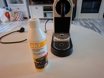 Nespresso machine met ontkalker beschikbaar voor biedingen