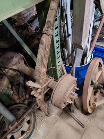 Achteras beschikbaar voor biedingen