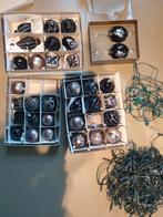 Zwarte/ bronze / zilveren kerstversiering 33 glazen ballen+, Diversen, Kerst, Ophalen