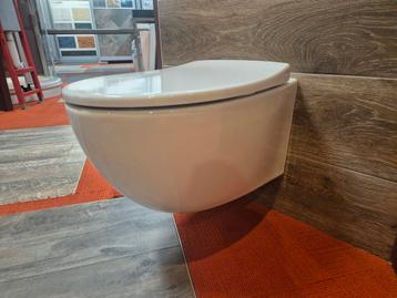 Toiet Catalano Italy - Incl. Zitting beschikbaar voor biedingen