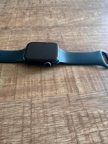 Apple Smart watch SE(45 MM) beschikbaar voor biedingen