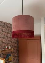 Mooie velvet lampenkap met gouden binnenkant en franjers, Huis en Inrichting, Lampen | Hanglampen, Ophalen of Verzenden, Nieuw