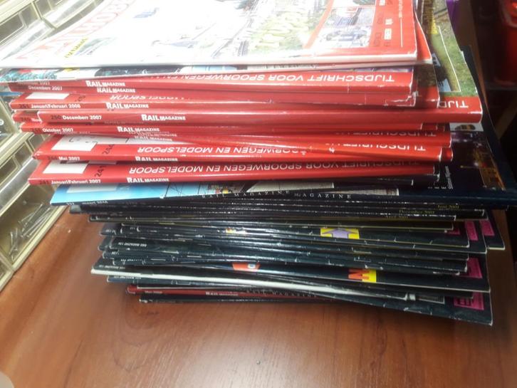 Railmagazine (48) en Railhobby (2), Verzamelen, Spoorwegen en Tramwegen, Gebruikt, Trein, Boek of Tijdschrift, Ophalen of Verzenden