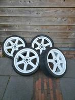 18 inch velgen met banden - 4x100 & 4x114.3, Auto-onderdelen, Banden en Velgen, Ophalen, 18 inch, 215 mm, Zomerbanden