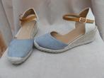 COCO PERLA grijze schoen met  6 cm sleehak - maat 38, Verzenden, Zo goed als nieuw, Schoenen met hoge hakken, COCO PERLA