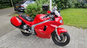 Triumph 955 sprint st beschikbaar voor biedingen