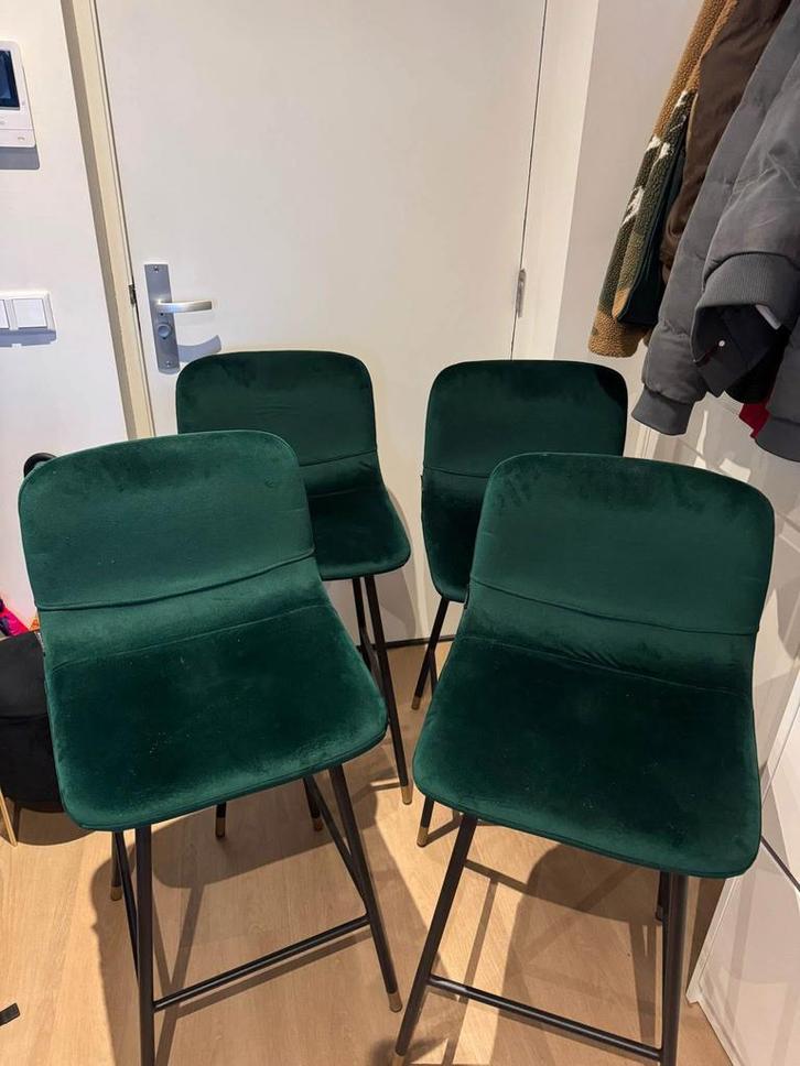 Velvet Barkrukken Livin24, Huis en Inrichting, Barkrukken, Zo goed als nieuw, 4 krukken, Ophalen