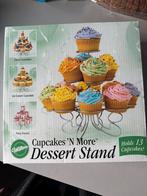 2x cupcake standaard Wilton, Hobby en Vrije tijd, Ophalen, Zo goed als nieuw, Cupcakes, Serveervorm