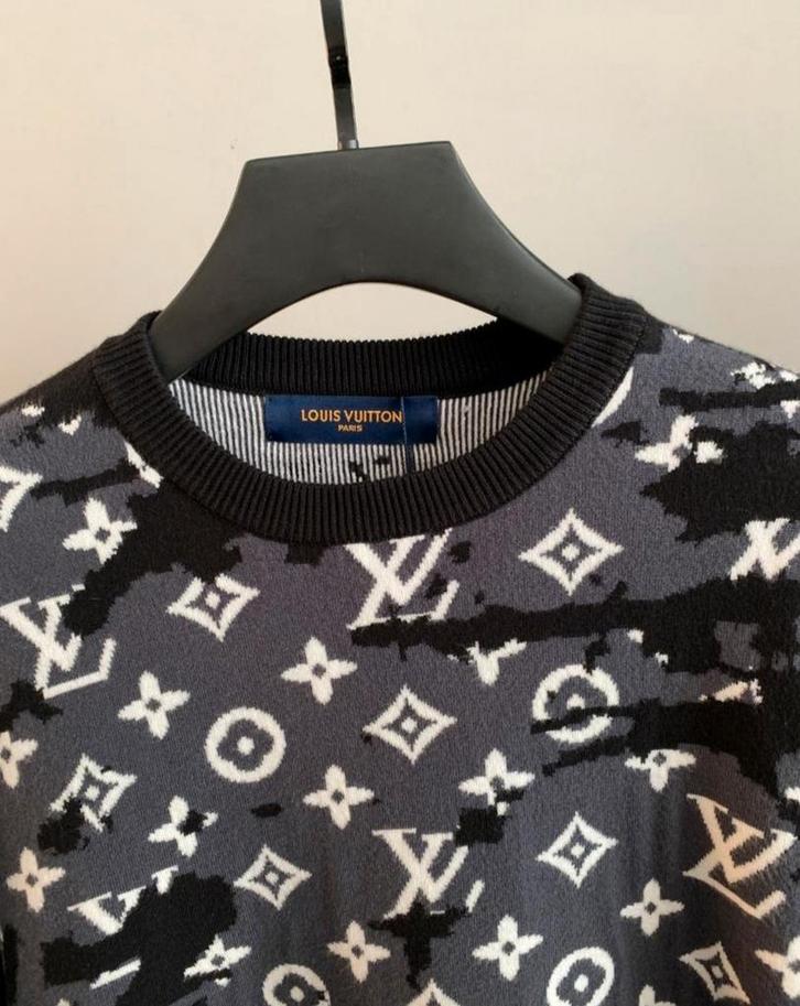 Louis Vuitton Trui, Kleding | Heren, Truien en Vesten, Zo goed als nieuw, Overige maten, Zwart, Ophalen of Verzenden