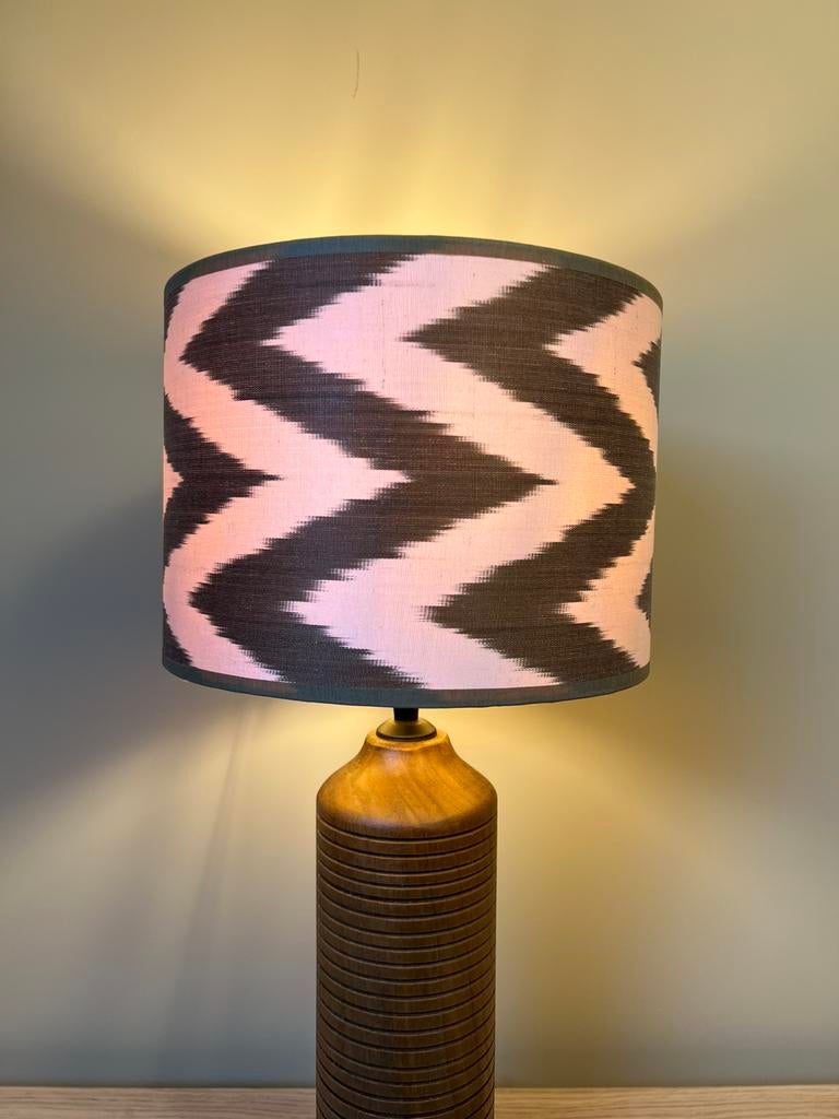 Bruin witte Ikat lampenkap - Unieke handgemaakt lampenkap, Huis en Inrichting, Lampen | Lampenkappen, Rond, Nieuw, Ophalen of Verzenden