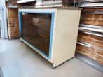 vintage houten winkeltoog /toonbank/ vitrine : opmaakproject, Ophalen