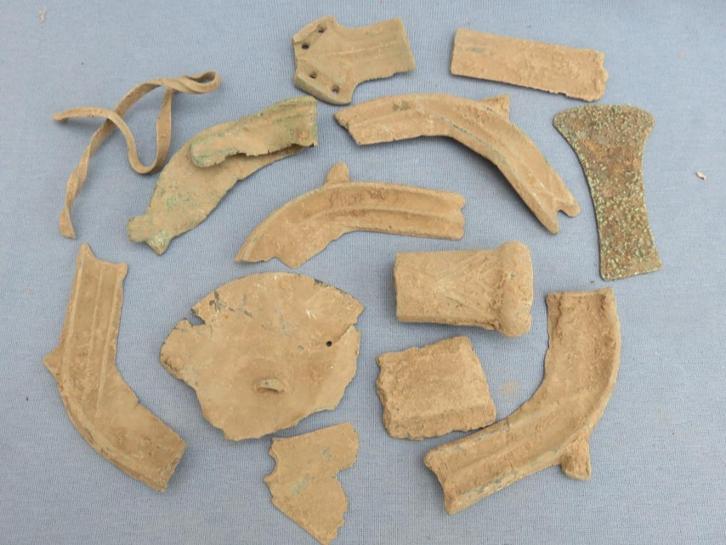 Bronstijd depot van brons - ca. 3000 jaar oud - bodemvondst, Antiek en Kunst, Antiek | Koper en Brons, Brons, Ophalen of Verzenden