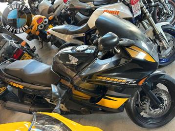 HONDA CBR 1000 F (bj 1995) beschikbaar voor biedingen