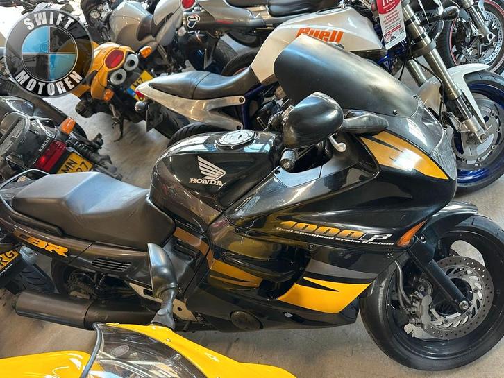 HONDA CBR 1000 F (bj 1995), Motoren, Motoren | Honda, Bedrijf, Sport, meer dan 35 kW, 4 cilinders, Motorrijbewijs A