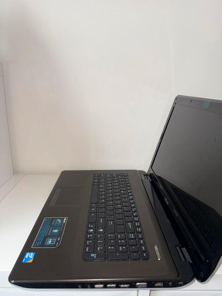 Asus Laptop - Intel i3 Processor, Computers en Software, Windows Laptops, Gebruikt, 16 inch, HDD, 2 tot 3 Ghz, 4 GB, Qwerty, Met videokaart