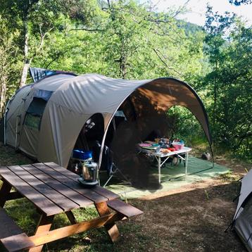 Redwood Aspen 4-persoons familietent met luifel beschikbaar voor biedingen