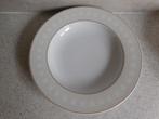 Diep bord 23 cm. Sahara Art & Design, Huis en Inrichting, Keuken | Servies, Ophalen of Verzenden, Zo goed als nieuw, Bord(en)