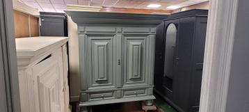 Vintage brocante kasten, buffetkasten, kamerkast, broodkast beschikbaar voor biedingen