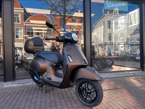 VESPA GTS 310 HPE SPECIALPAINT EXCLUSIVE MARRAKECH BROWN, Motoren, Motoren | Piaggio, Bedrijf, Super Sport, 12 t/m 35 kW, Ophalen