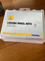 Locking wheel nuts renault, Ophalen of Verzenden, Zo goed als nieuw