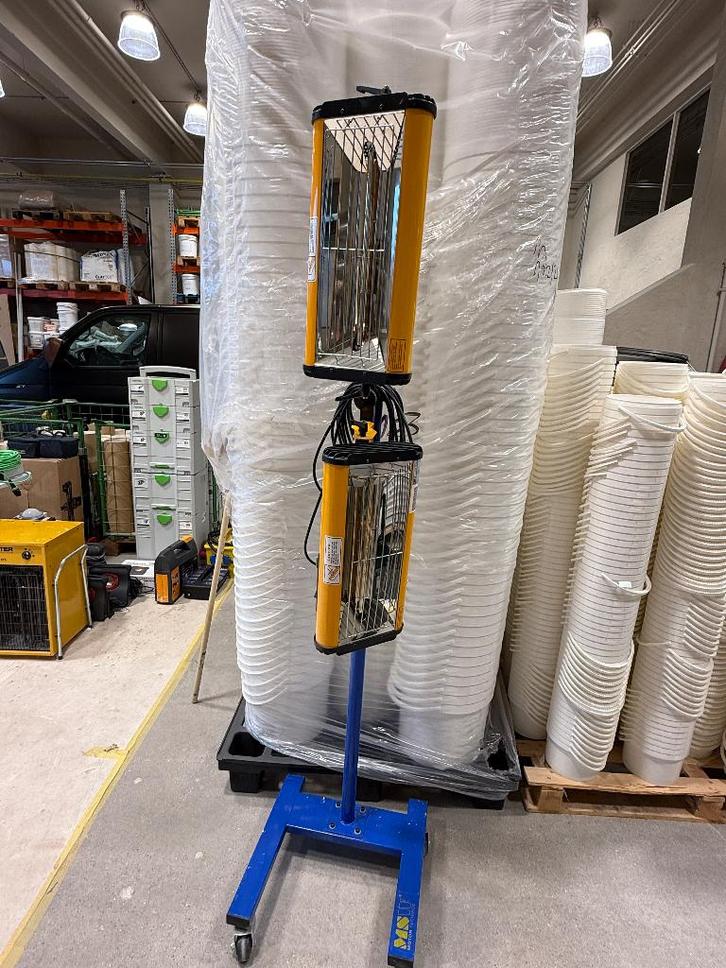 Infrarood verfdroger / lakdroger op statief – 2 stralers, Auto diversen, Autogereedschap, Ophalen