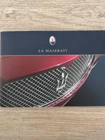 Maserati - La Maserati, Boeken, Auto's | Folders en Tijdschriften, Ophalen of Verzenden, Zo goed als nieuw