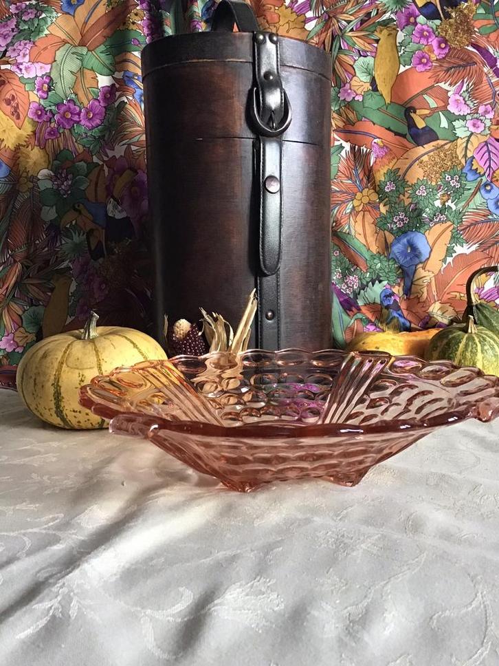 Glazen vintage schaal, Antiek en Kunst, Antiek | Glas en Kristal, Ophalen of Verzenden