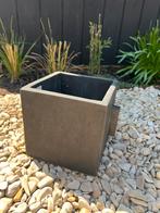 Betonpot Serax, Huis en Inrichting, Ophalen