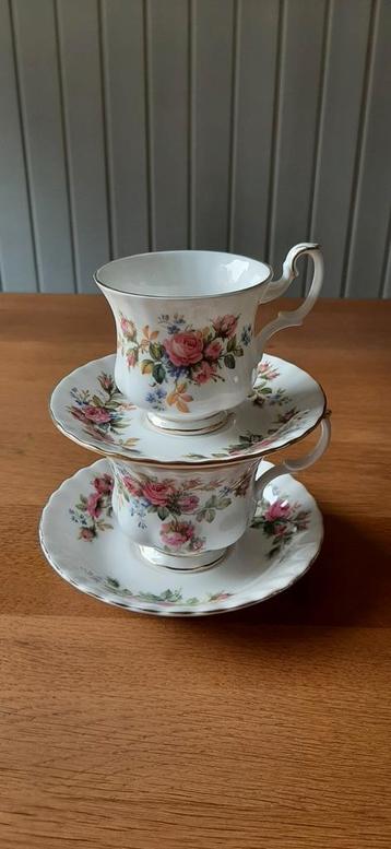 Royal Albert dames en heren kop en schotel Moss Rose beschikbaar voor biedingen