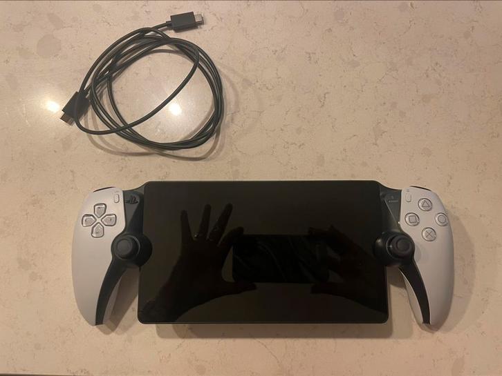 Playstion portable NIEUW! + Case, Spelcomputers en Games, Spelcomputers | Sony PlayStation Portables | Accessoires, Nieuw, PSP