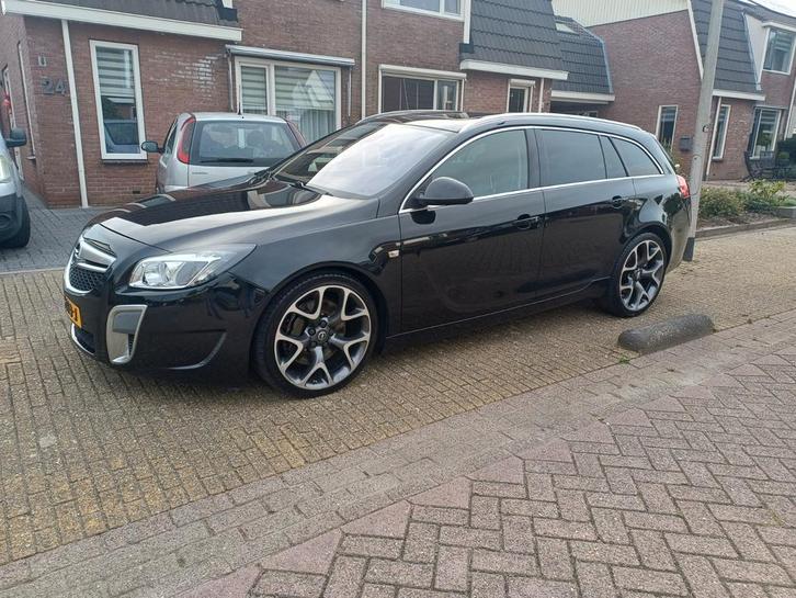 Opel Insignia 2.8 Turbo 239KW Sp.tourer 4X4 AT 2011 Zwart, Auto's, Opel, Particulier, Insignia, 4x4, ABS, Achteruitrijcamera, Adaptieve lichten