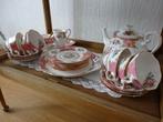 Royal albert porseleinen servies, Antiek en Kunst, Antiek | Servies compleet, Ophalen of Verzenden