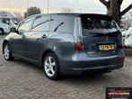 Mitsubishi Grandis 2.4-16V InSport, Auto's, Mitsubishi, Stof, Parkeersensor, 7 stoelen, Bedrijf