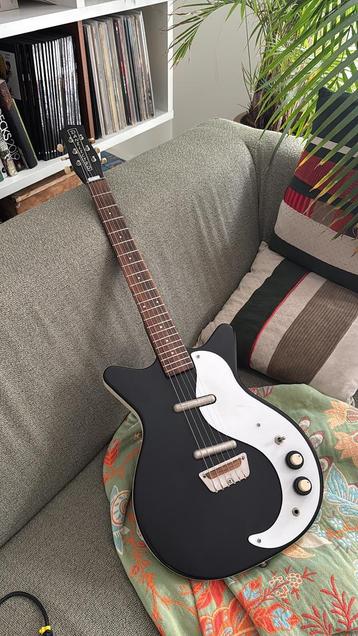 Danelectro 59DC Electrische Gitaar beschikbaar voor biedingen