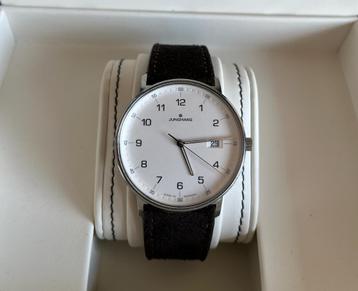 Junghans Form Quartz beschikbaar voor biedingen