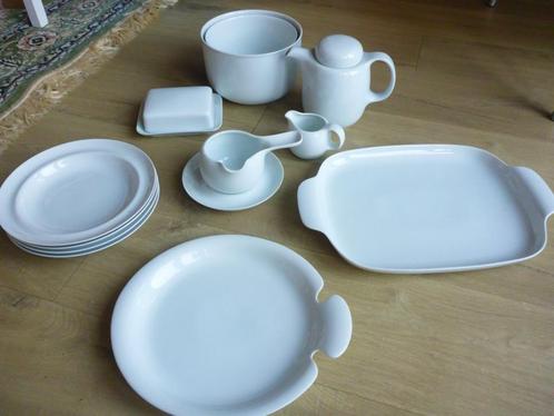 Serviesdelen hutschenreuther tavola., Huis en Inrichting, Keuken | Servies, Zo goed als nieuw, Overige typen, Overige stijlen