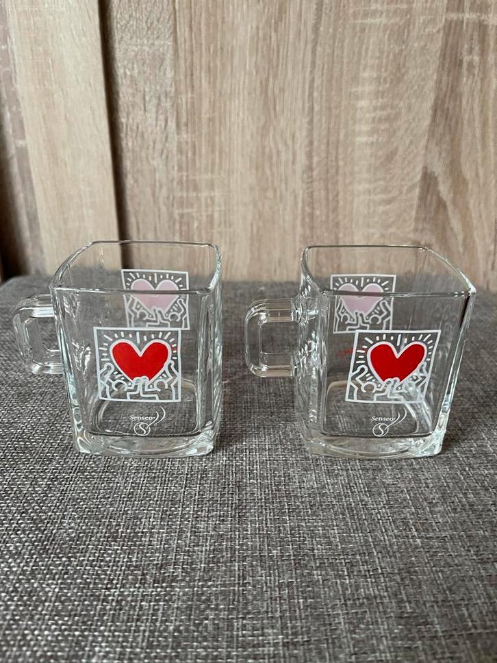 Senseo D.E. Keith Haring Kopjes - Speciale Editie, Huis en Inrichting, Keuken | Servies, Zo goed als nieuw, Kop(pen) en/of Schotel(s)