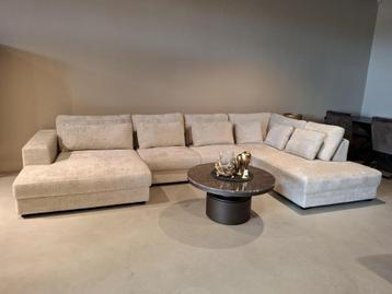 Showroom uitverkoop - U-bank Linea beschikbaar voor biedingen