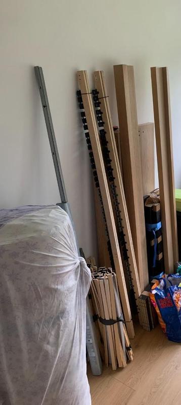 Bedframe and matras  beschikbaar voor biedingen