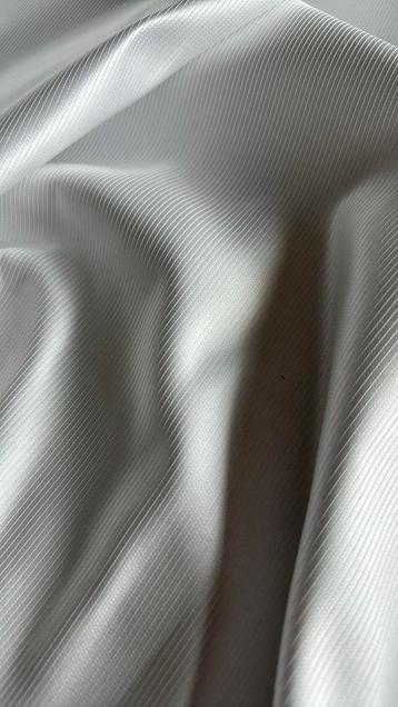 Prachtige overhemden stof van Peter Ackermann 165cm breed beschikbaar voor biedingen