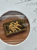 1 gram goudbaar degussa voetbal, Postzegels en Munten, Edelmetalen en Baren, Ophalen of Verzenden