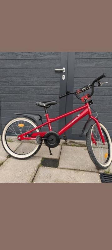Hele mooie alpine mountainbike jongenes fiets beschikbaar voor biedingen