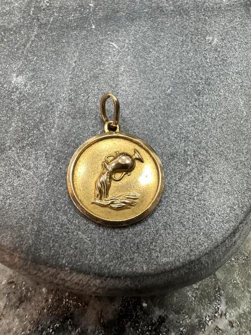 18k gouden waterman sterrenbeeld hanger, Sieraden, Tassen en Uiterlijk, Kettinghangers, Zo goed als nieuw, Goud, Overige voorstellingen