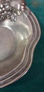 fruitschaal antiek met fruit gedecoreeerd, Huis en Inrichting, Woonaccessoires | Schalen en Manden, Ophalen of Verzenden, 'T Olde Gre-j