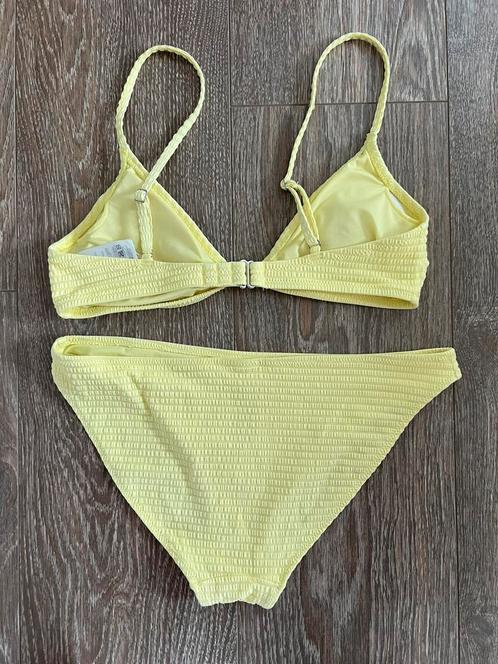 H&M gele bikin set maat 36, Kleding | Dames, Badmode en Zwemkleding, Zo goed als nieuw, Bikini, Geel, Ophalen of Verzenden