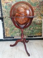 XXL OUDE ORIGINELE ITALIAANSE GLOBE OP 3 POOT 105 X 58 CM!!, Ophalen