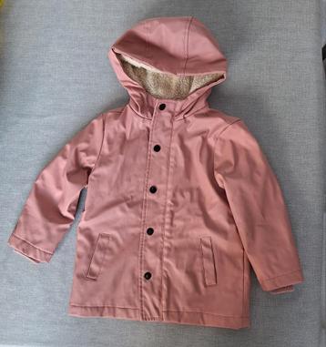 Roze jas met voering in de capuchon maat 98/104. 
 beschikbaar voor biedingen