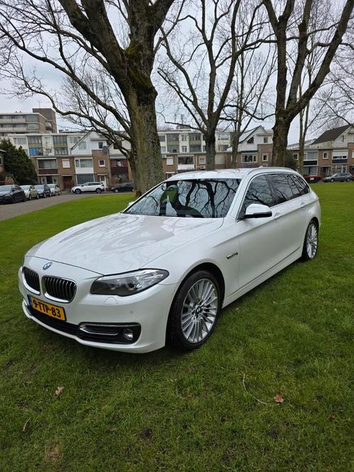 BMW 5-Serie 520I 135KW Touring 2014 Wit met extra ✅️NAP ✅APK, Auto's, BMW, Particulier, 5-Serie, ABS, Adaptieve lichten, Airbags