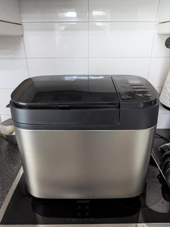 Panasonic SD-YR2550 met garantie, Witgoed en Apparatuur, Broodbakmachines, Zo goed als nieuw, Ophalen of Verzenden